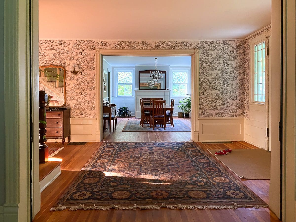 Blake Foyer Working With Designer Teri Moore – Blake Hill House