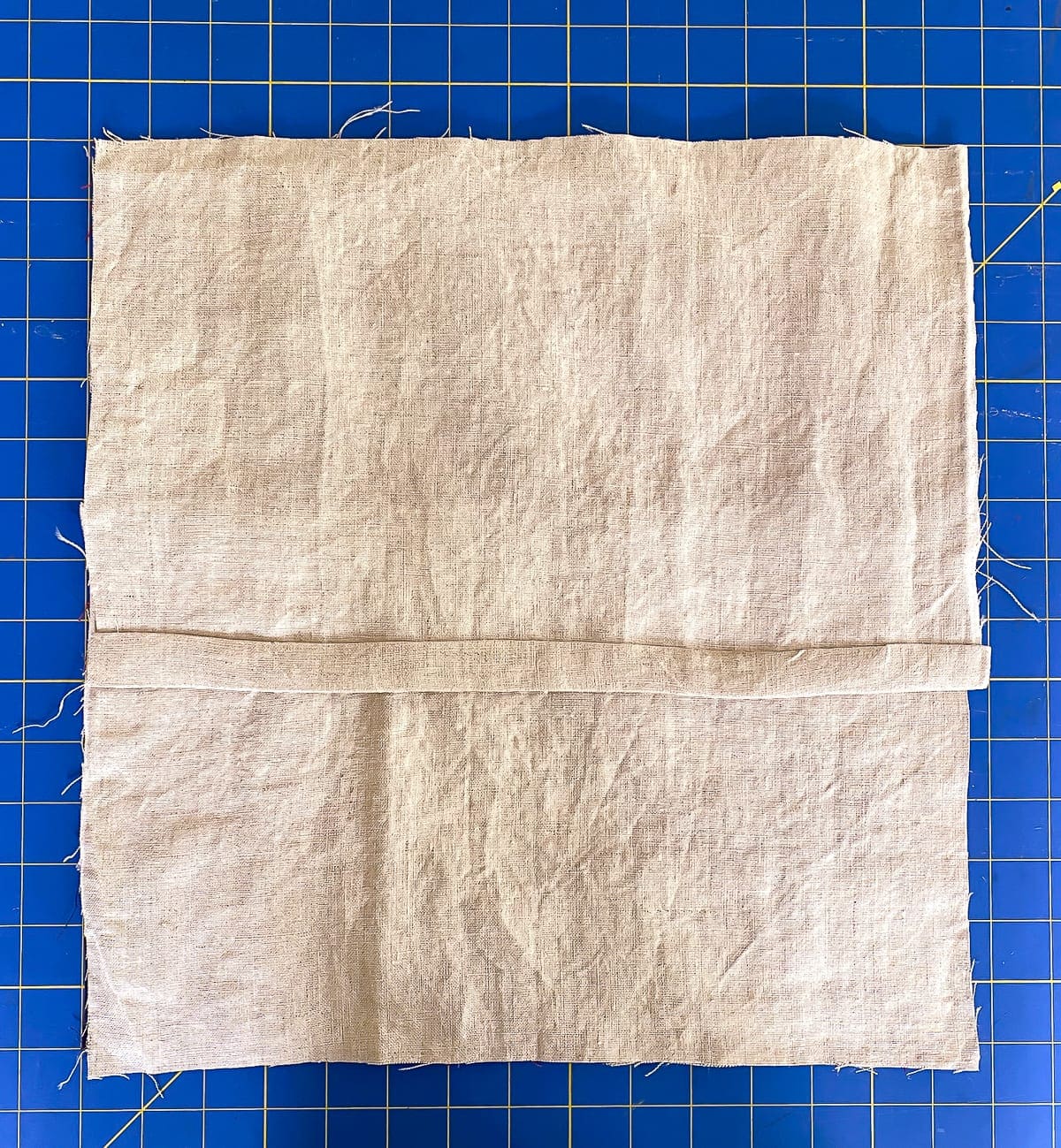 How to Sew an Easy Pillow Cover – Blake Hill House
